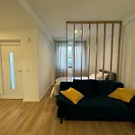 Modern City Apartment, Just 5 Minutes To Downtown